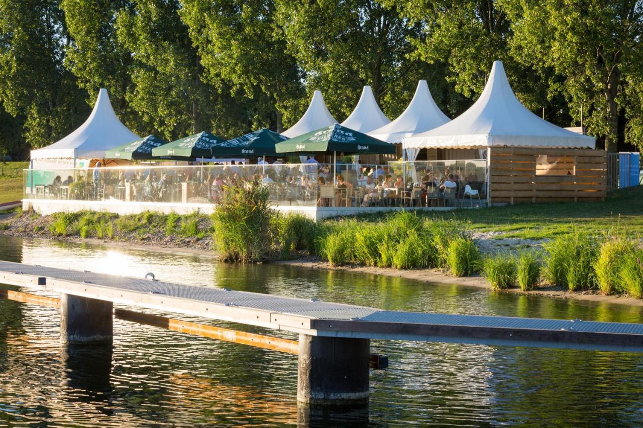 Restaurant Oolderhof Bv Hotel Roermond Exterior foto