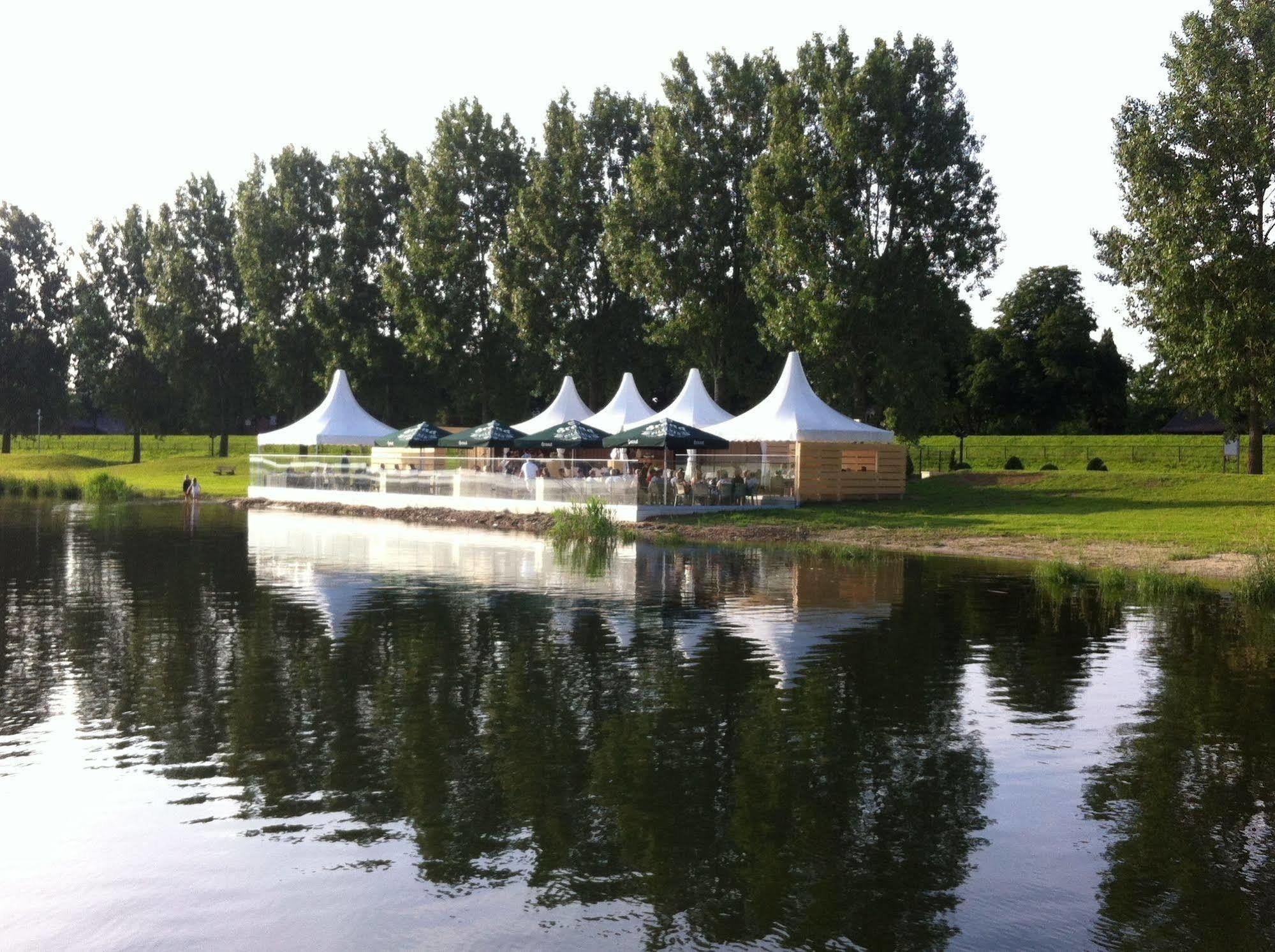 Restaurant Oolderhof Bv Hotel Roermond Exterior foto